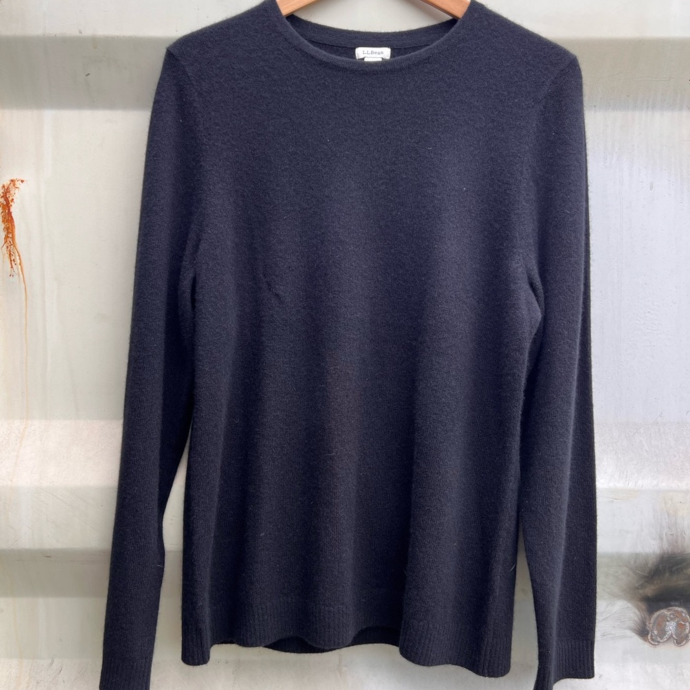 Black cashmere Crew Neck LLBean Sweater